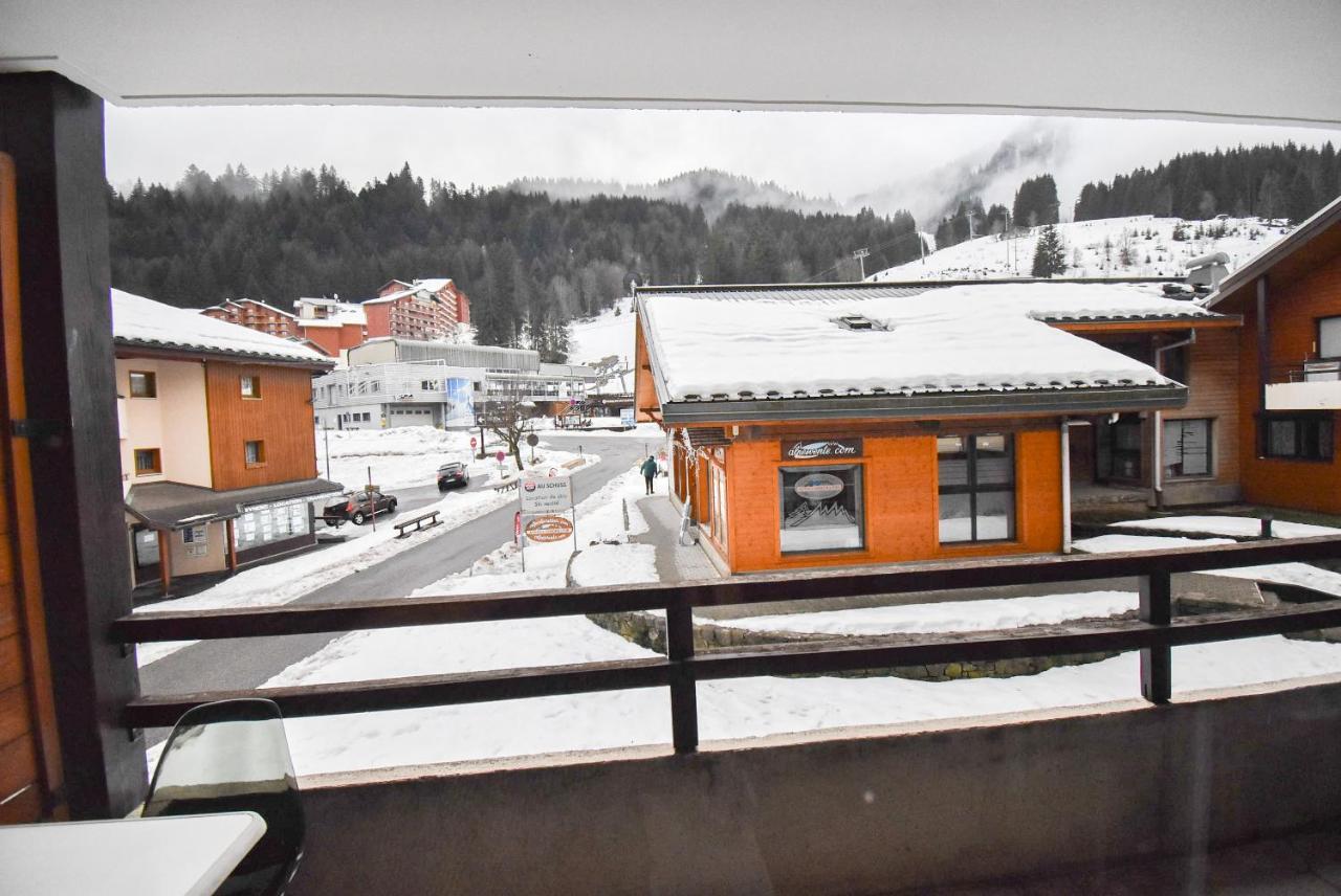 Le Relai S34 - Grand et lumineux studio avec coin montagne 4-6 pers, 50m des pistes, grand balcon exposé SUD, DRAPS NON COMPRIS Saint-Jean-dʼAulps Extérieur photo