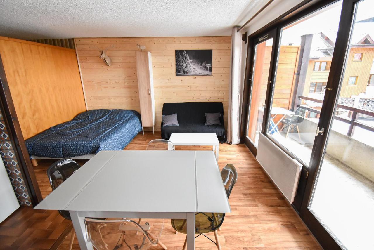Le Relai S34 - Grand et lumineux studio avec coin montagne 4-6 pers, 50m des pistes, grand balcon exposé SUD, DRAPS NON COMPRIS Saint-Jean-dʼAulps Extérieur photo